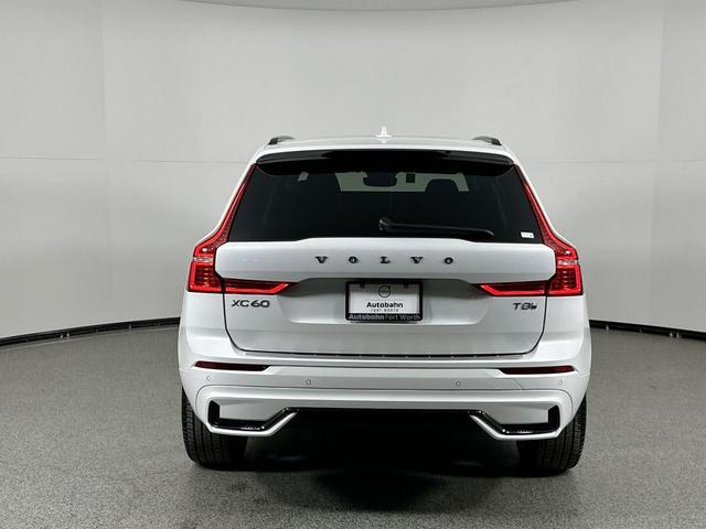 Photo of 2025 Crystal White Metallic Volvo XC60 Plug-In Hybrid