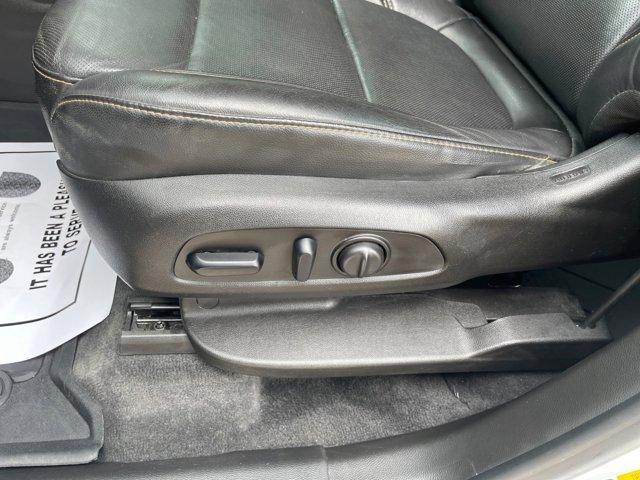 Photo of 2019 Iridescent Pearl Tricoat Chevrolet Traverse