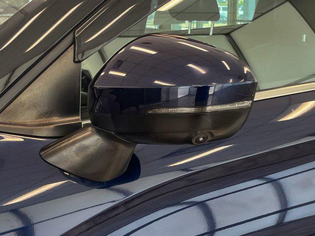 Photo of 2022 Blue Mitsubishi Outlander