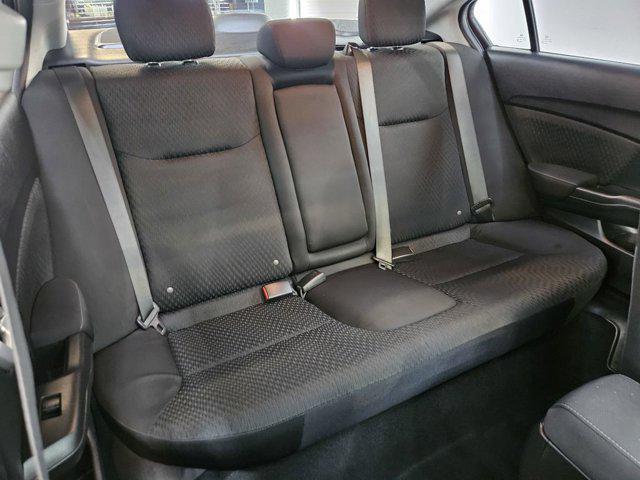 Photo of 2015 Alabaster Silver Metallic Honda Civic