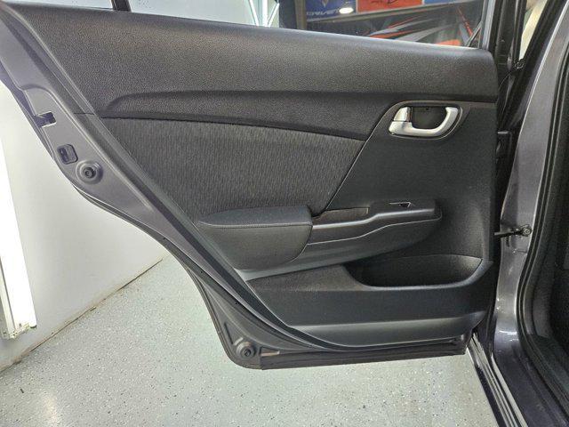 Photo of 2015 Alabaster Silver Metallic Honda Civic
