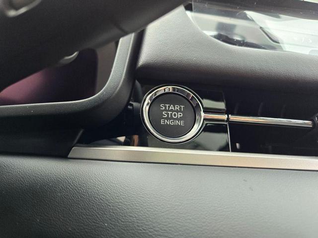 Photo of 2025 Graphite Gray Mitsubishi Outlander