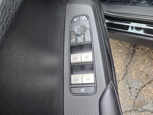 Photo of 2025 Black Diamond Mitsubishi Outlander