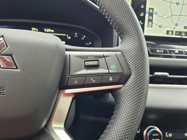 Photo of 2025 Black Diamond Mitsubishi Outlander