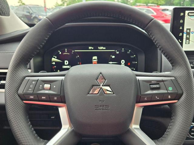Photo of 2025 Black Diamond Mitsubishi Outlander