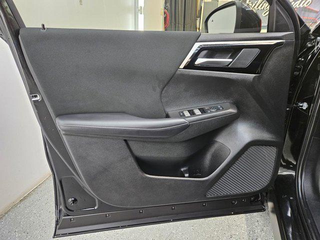 Photo of 2024 Black Mitsubishi Outlander