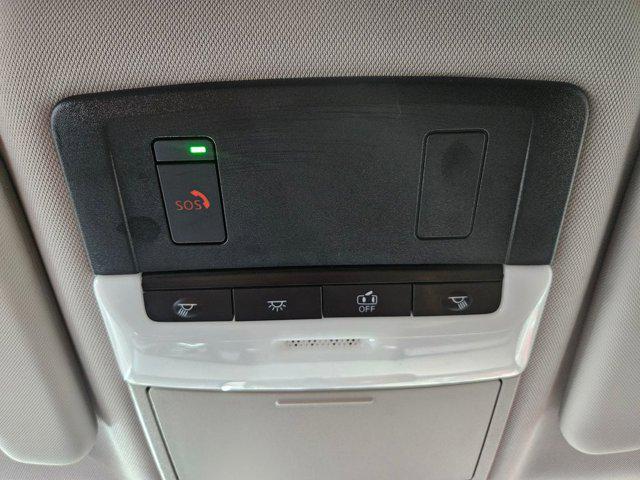 Photo of 2024 Black Mitsubishi Outlander
