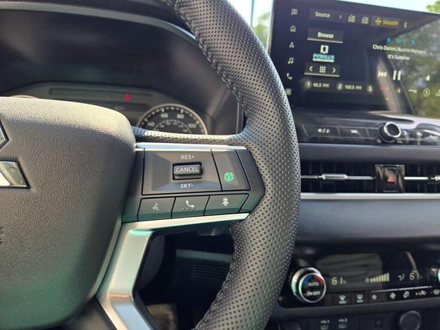 Photo of 2025 Black Diamond Mitsubishi Outlander