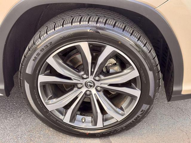 Photo of 2018 Satin Cashmere Metallic Lexus RX 350