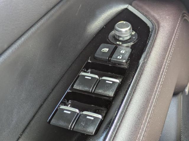 Photo of 2023 Deep Crystal Blue Mica Mazda CX-5