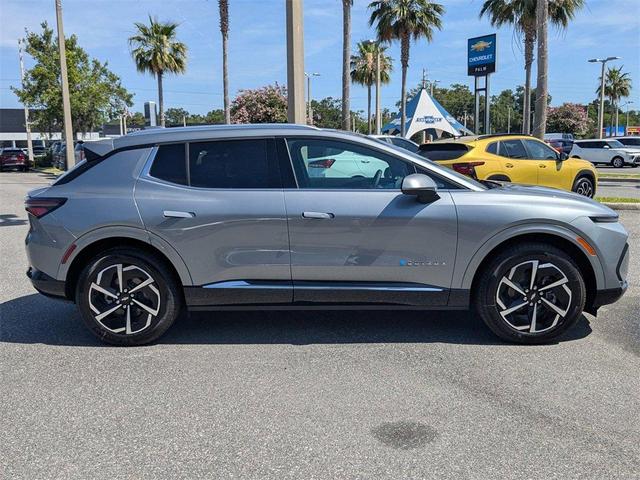 Photo of 2025 Gray Chevrolet Equinox EV