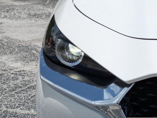 Photo of 2022 Snowflake White Pearl Mazda CX-30
