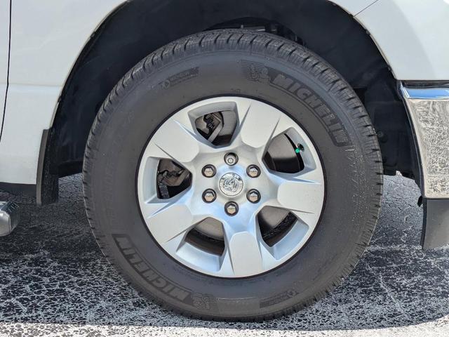 Photo of 2020 Bright White Clearcoat RAM 1500