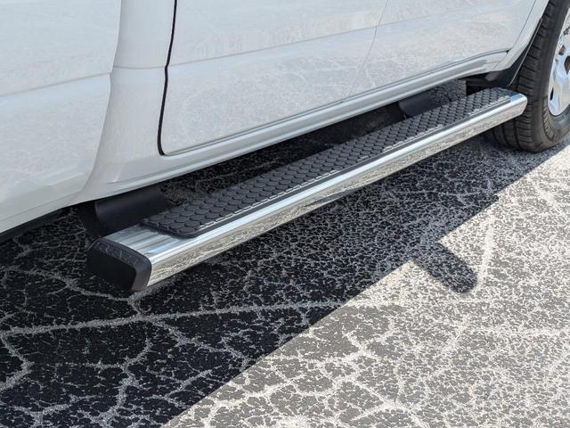 Photo of 2020 Bright White Clearcoat RAM 1500