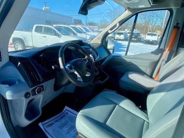 Photo of 2018 Oxford White Ford Transit-350