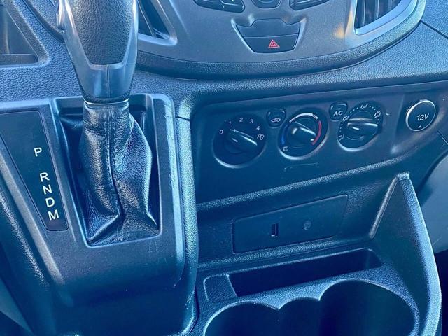 Photo of 2018 Oxford White Ford Transit-350