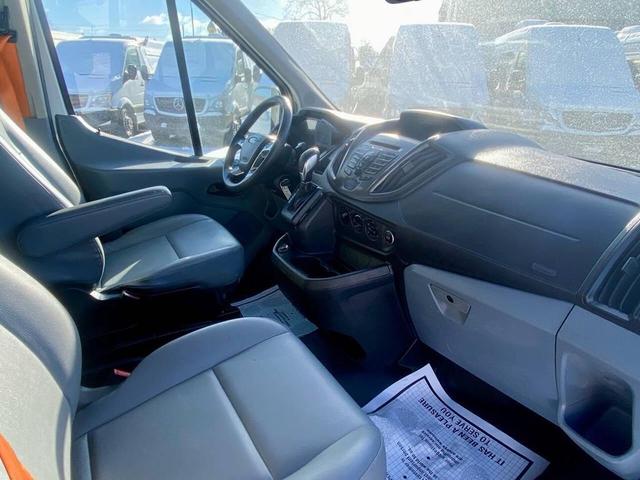 Photo of 2018 Oxford White Ford Transit-350