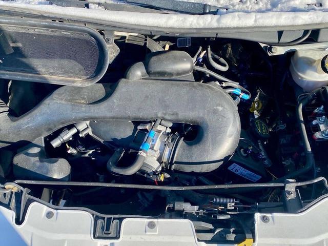 Photo of 2018 Oxford White Ford Transit-350