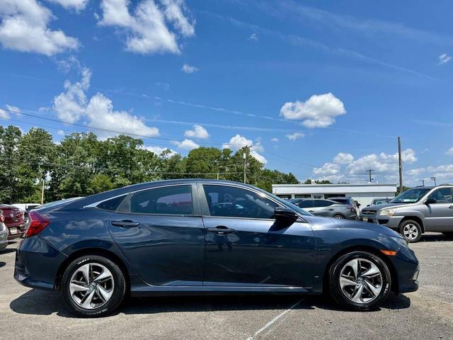 Photo of 2019 Blue Honda Civic