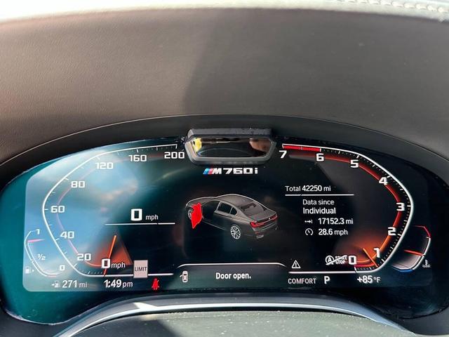 Photo of 2020 Black BMW M760