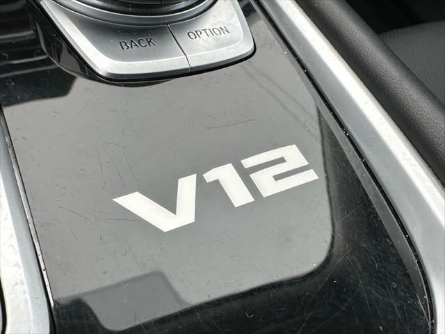 Photo of 2020 Black BMW M760