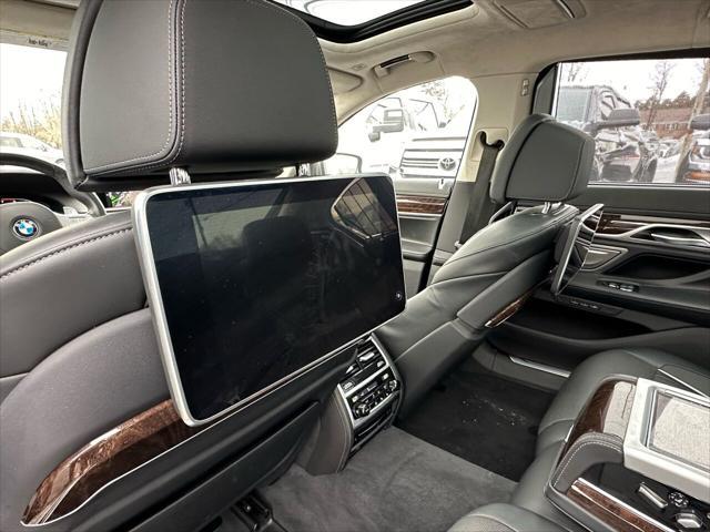 Photo of 2020 Black BMW M760