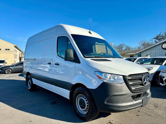 Photo of 2021 White Mercedes-Benz Sprinter 2500