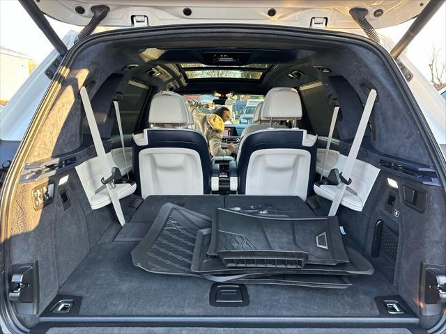Photo of 2020 White BMW X7