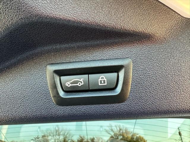 Photo of 2020 White BMW X7