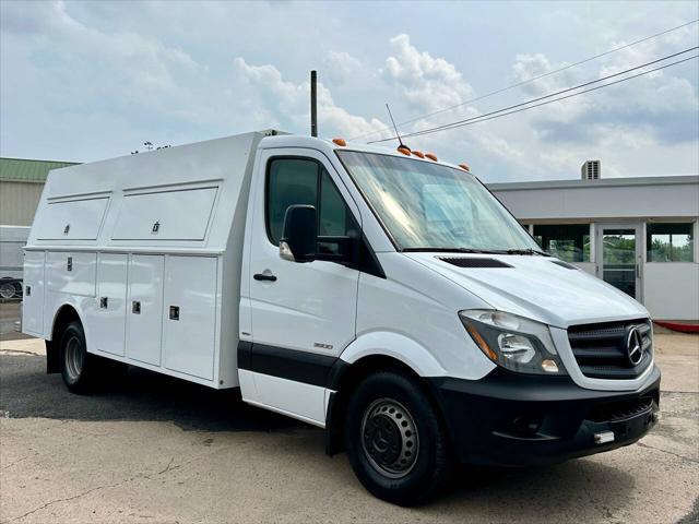 Photo of 2016 Arctic White Mercedes-Benz Sprinter