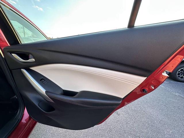 Photo of 2014 Maroon Mazda Mazda6