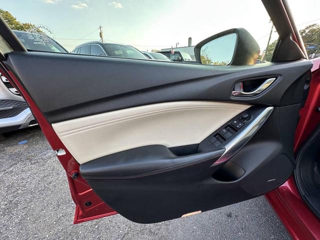 Photo of 2014 Maroon Mazda Mazda6