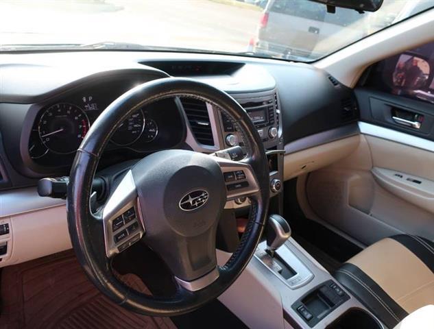 Photo of 2012 Crystal Black Silica Subaru Outback