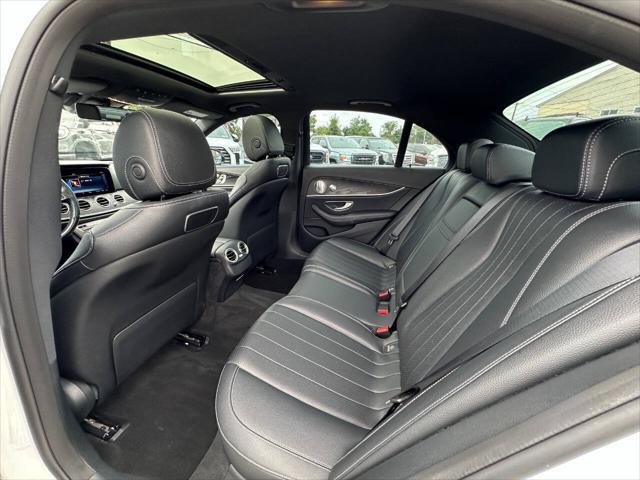 Photo of 2018 White Mercedes-Benz E-Class