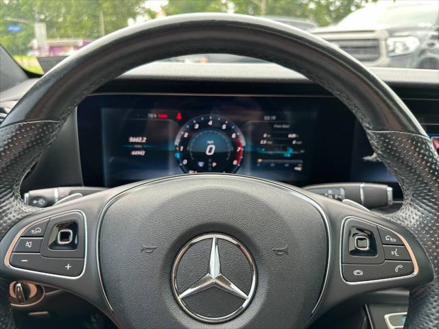 Photo of 2018 White Mercedes-Benz E-Class