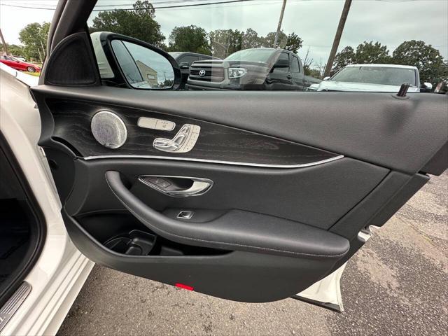 Photo of 2018 White Mercedes-Benz E-Class
