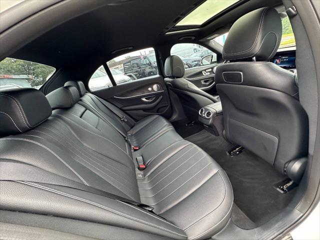 Photo of 2018 White Mercedes-Benz E-Class