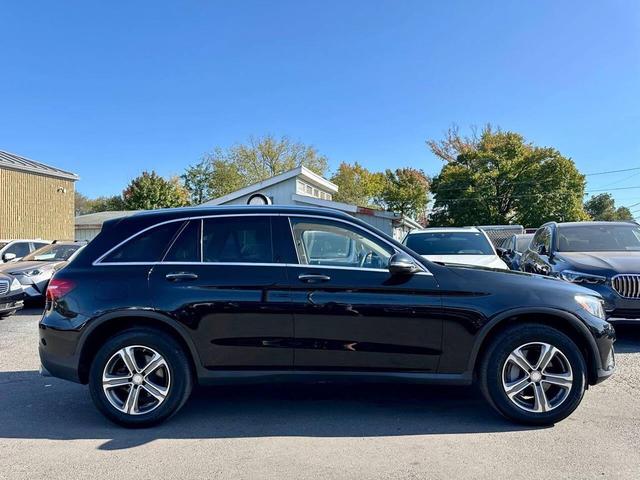 Photo of 2016 Black Mercedes-Benz GLC 300