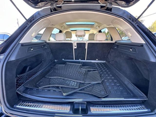 Photo of 2016 Black Mercedes-Benz GLC 300