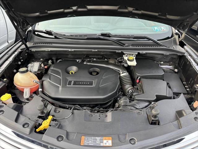 Photo of 2017 Magnetic Gray Metallic Lincoln MKC