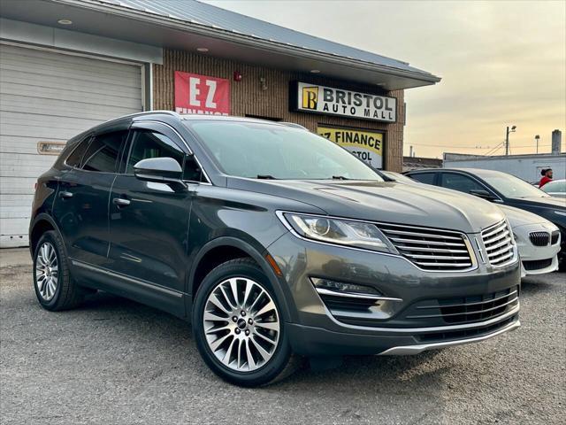 Photo of 2017 Magnetic Gray Metallic Lincoln MKC