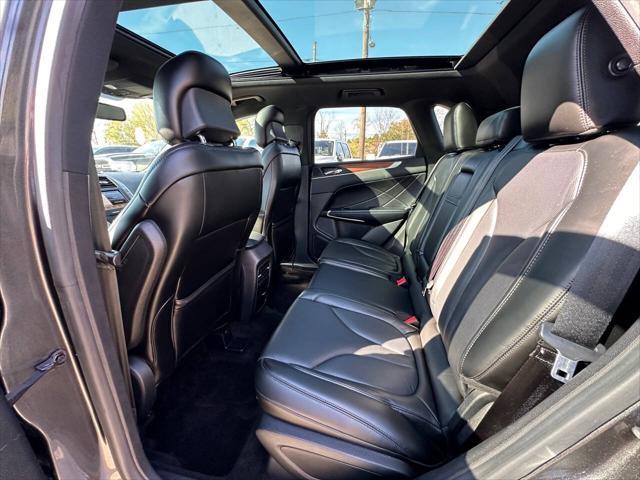 Photo of 2017 Magnetic Gray Metallic Lincoln MKC