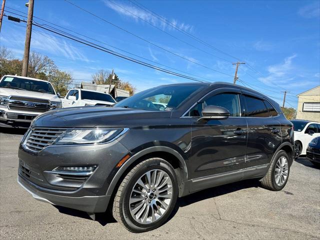 Photo of 2017 Magnetic Gray Metallic Lincoln MKC