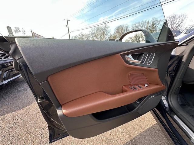 Photo of 2018 Blue Audi A7