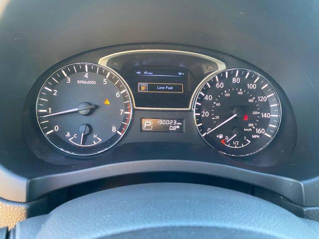 Photo of 2013 Super Black Nissan Altima