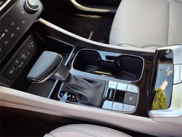Photo of 2025 Phantom Black Hyundai TUCSON