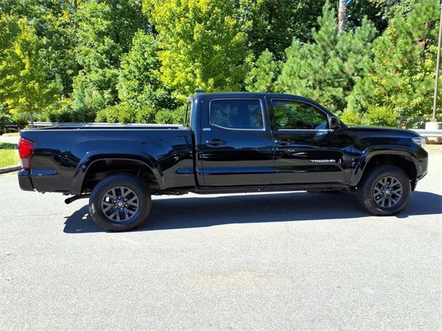 Photo of 2020 Midnight Black Metallic Toyota Tacoma