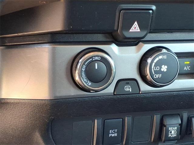 Photo of 2020 Midnight Black Metallic Toyota Tacoma