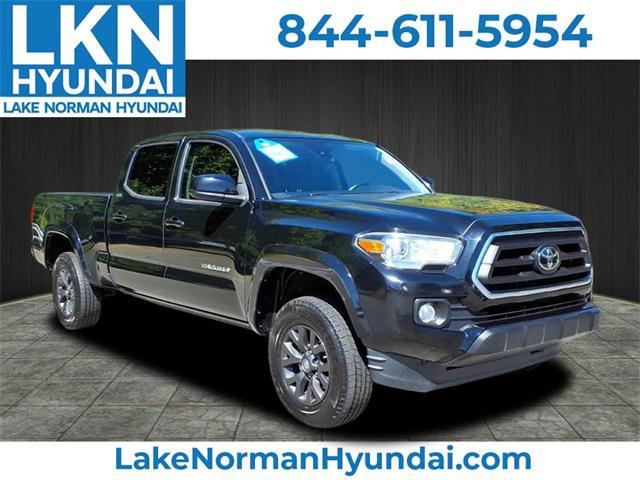 Photo of 2020 Midnight Black Metallic Toyota Tacoma