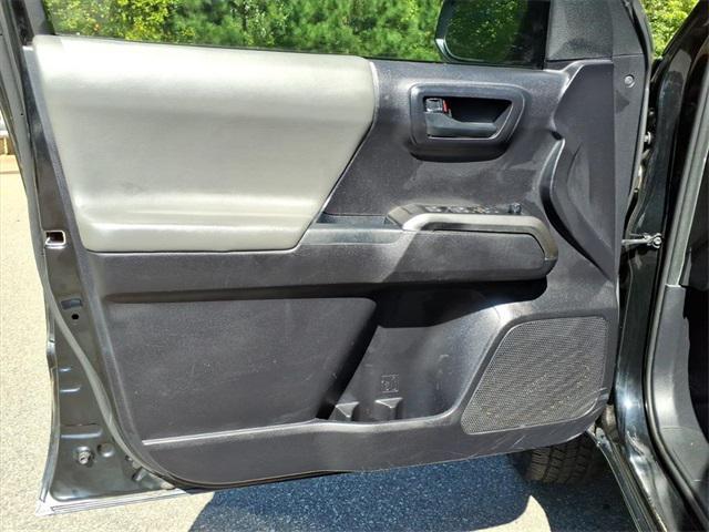 Photo of 2020 Midnight Black Metallic Toyota Tacoma